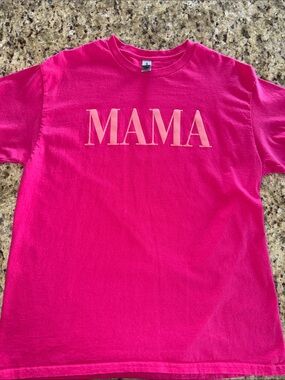 Gildan Hot Pink 'MAMA' Graphic Tee